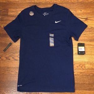 NWT Nike Dri-Fit Mens Tshirt